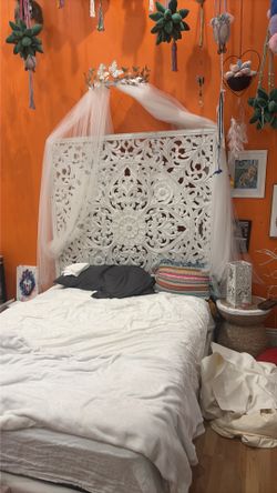 Restoration Hardware bed queen