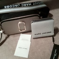 Authentic!!!Marc Jacobs Purse An Wallet Brand New 