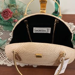 Desenyo Buntal Woven Purse 