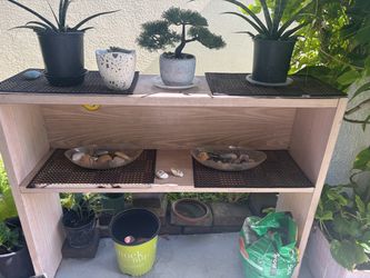 Plant shelves