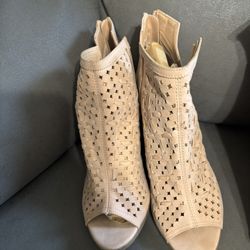 Heels & Boots