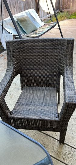 2pcs Rattan Chairs