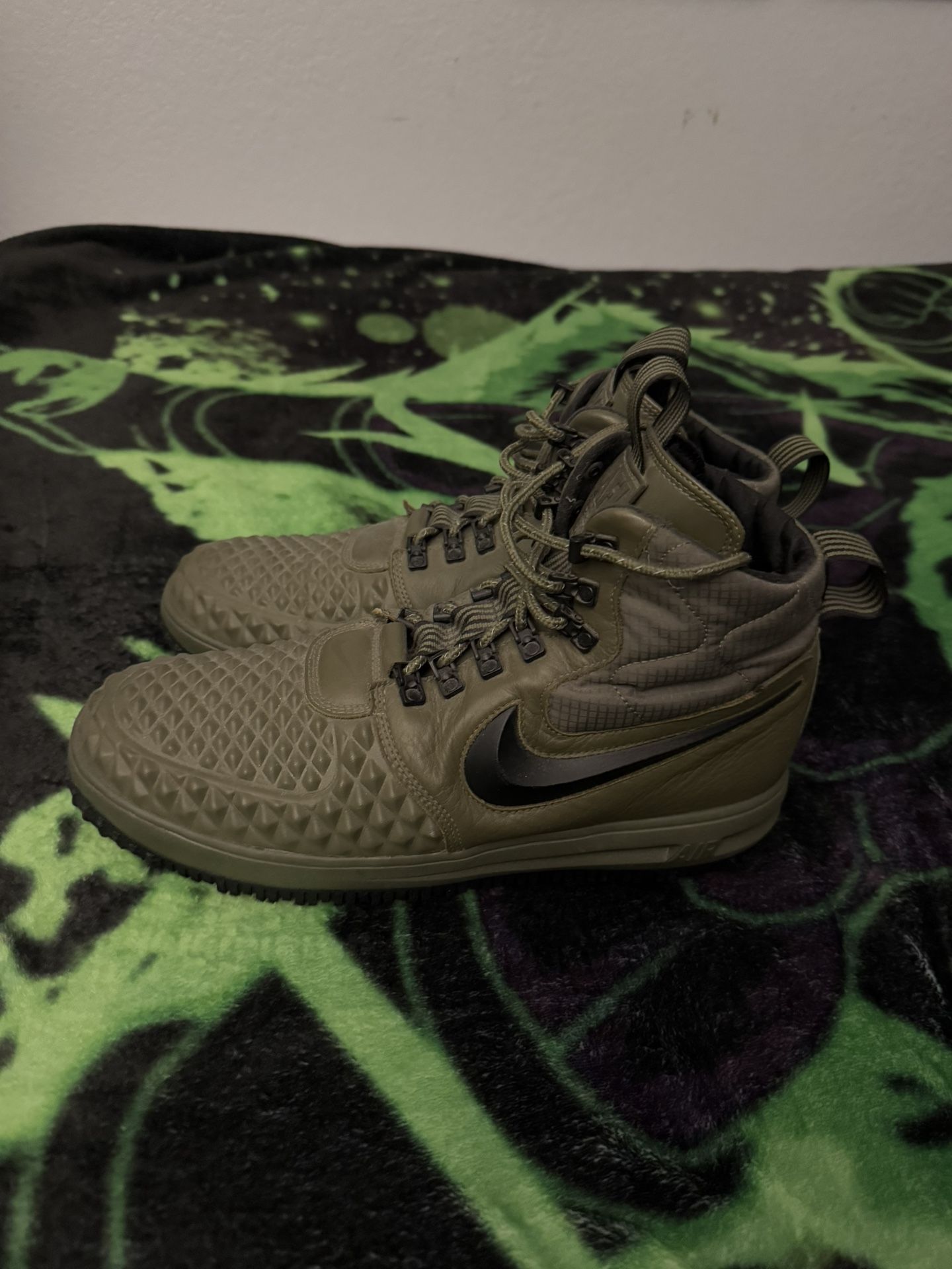 Nike Lunar Force Duck Boot (Size 12)