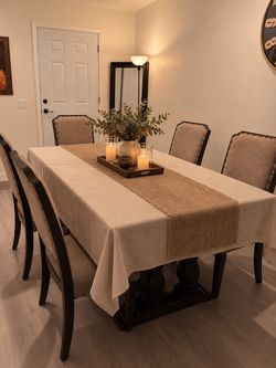 Dinning Table