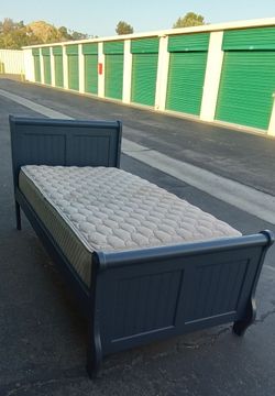 TWIN DARK BLUE  BED FRAME WITH MATTRESS