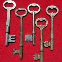 Antique Skeleton Keys 