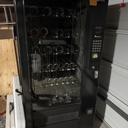 Snack Vending Machine 