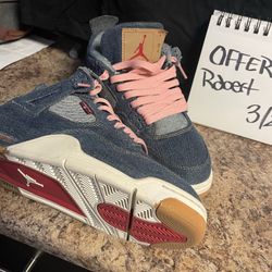 Jordan 4 X Levi