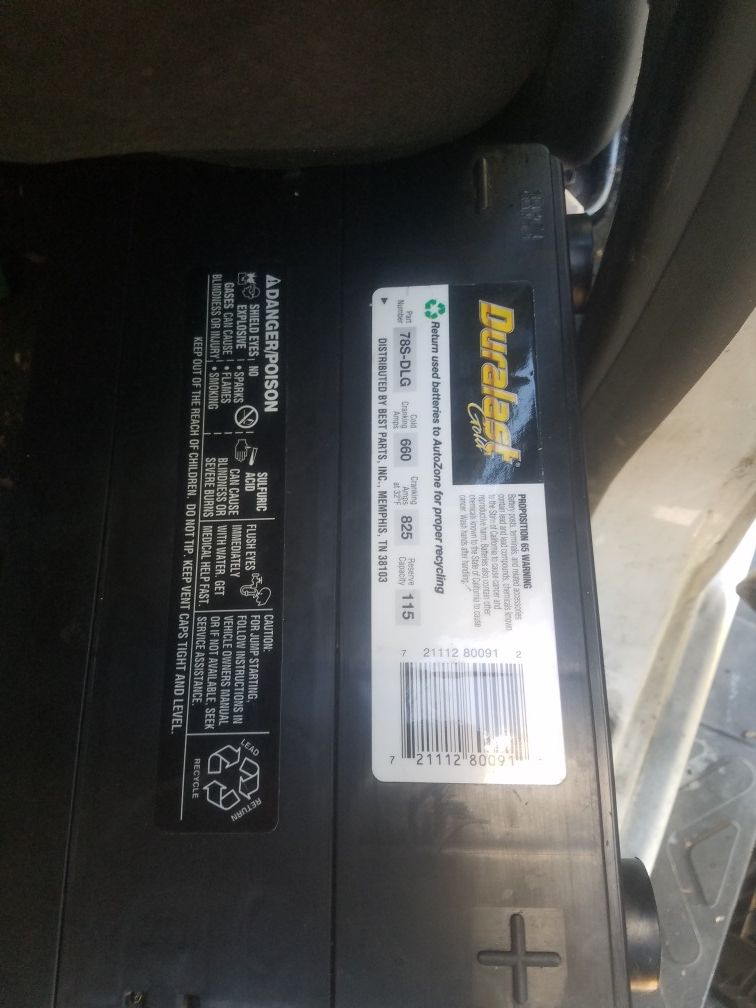 Side post battery for GM