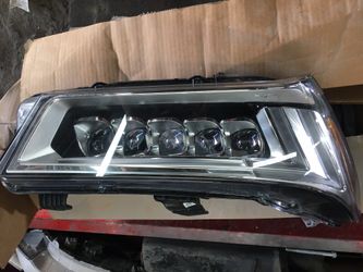 2017-2018 Acura MDX headlight Right side passenger