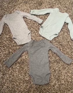 Newborn Clothes