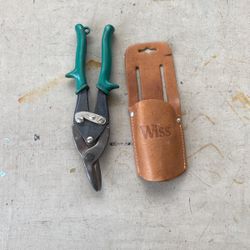 Blue point tin snips with holder $15