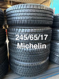 245/65/17 (4) Michelin X LT A/S
