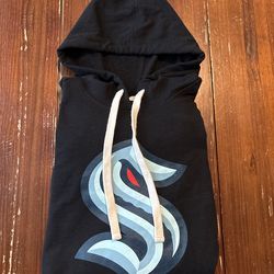 Seattle Kraken Men’s XL Black Graphic Hoodie