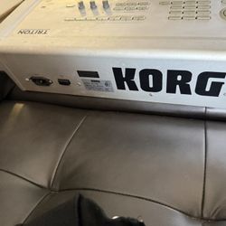 Korg Triton Studio 