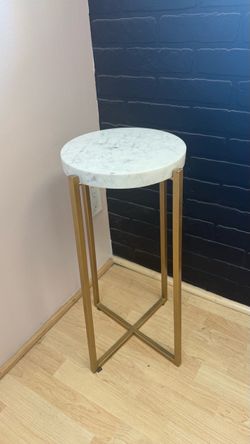 Small end table
