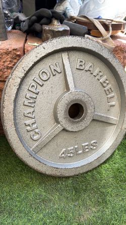 45lb Champion Barbell plate