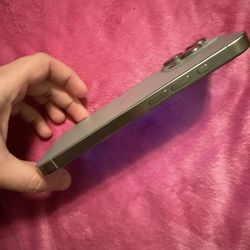 iPhone 15 pro 256GB