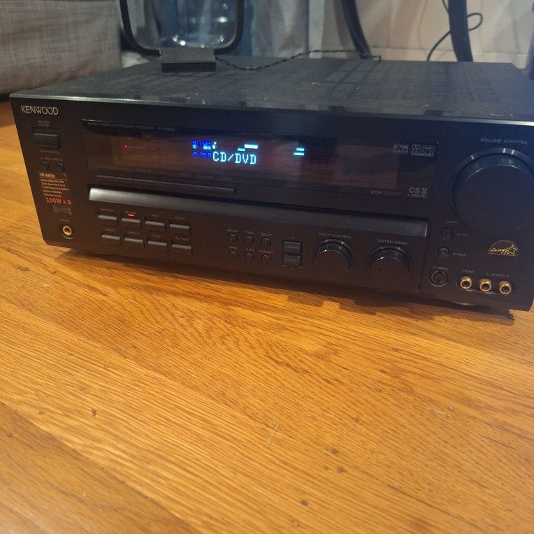 Kenwood VR-6050 surround sound AV receiver