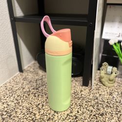 Owala 24oz Bottle