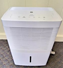 2 - TWO GE DEHUMIDIFIER’S (30 Pints/22 Pints)