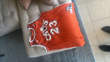 Adidas hardwood classic (LeBron jersey ) CAVS