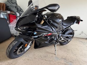 2024 BMW S1000RR