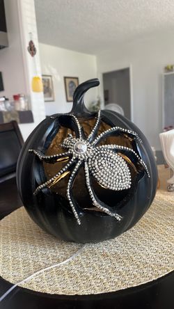 Halloween tabletop decoration