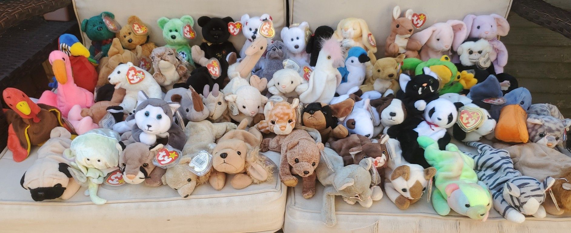 1ST EDITION RETIRED BEANIE BABIES