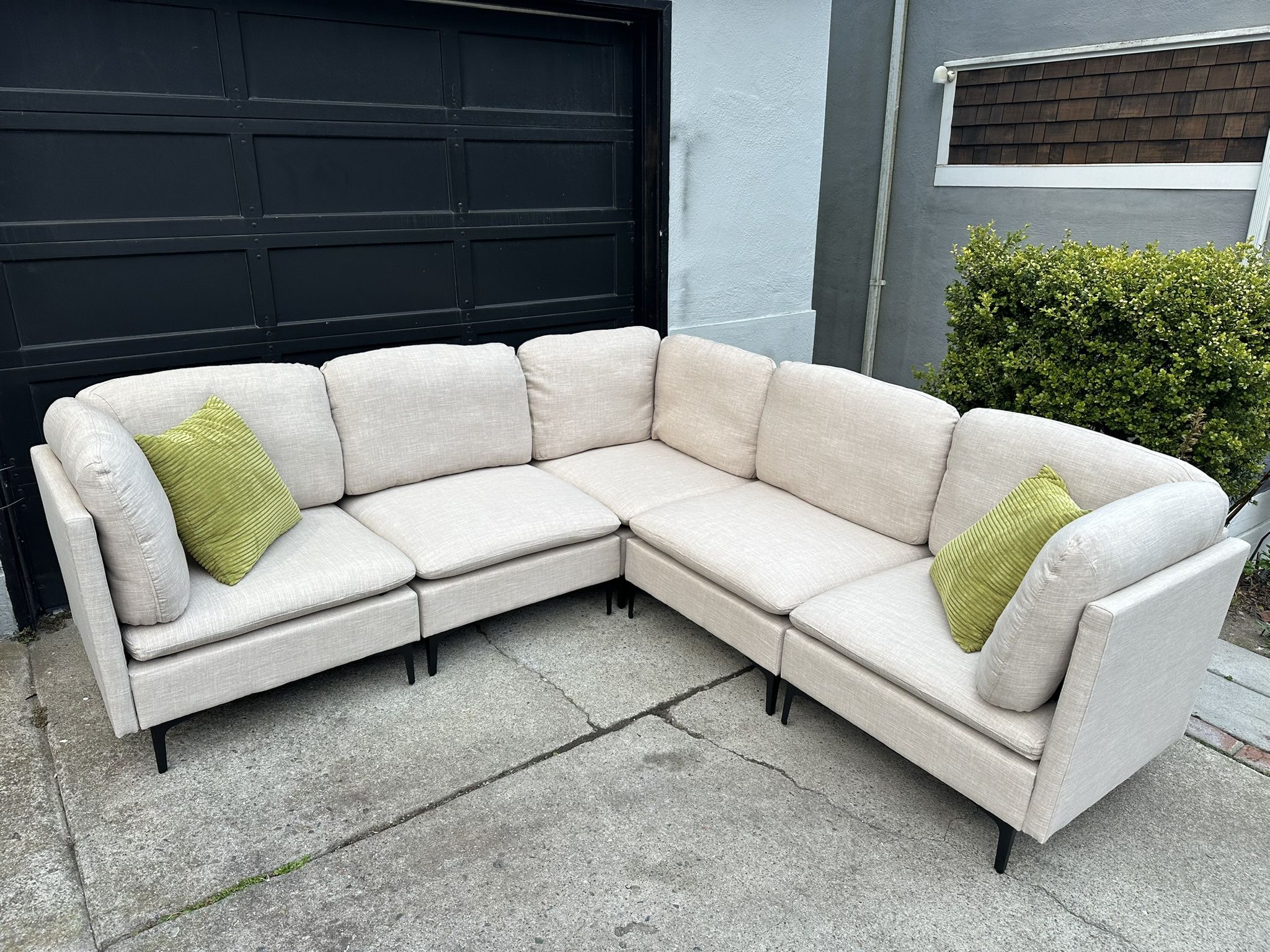 NEW Modular Beige Sectional Couch-FREE DELIVERY