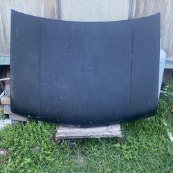 Chevy 90 /99 Hood Silverado   /. Suburban 