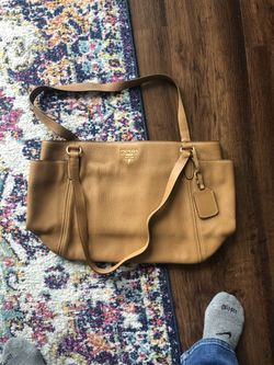 Authentic Prada vitello daino shoulder bag Never Used