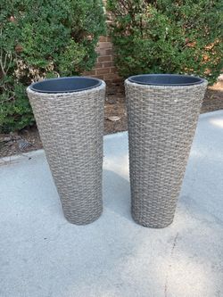 Set if indoor/outdoor planters