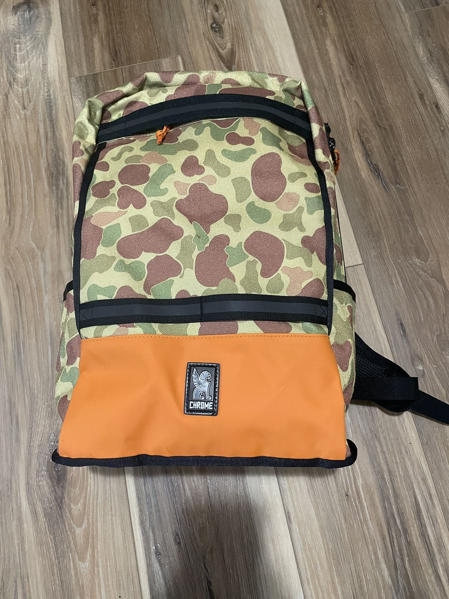 Chrome Industries Hondo Backpack in excellent condition