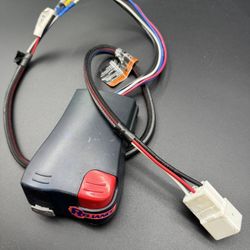 Hopkins 47284 Reliance Electronic Brake Control with Plug-In Connector/ Toyota Tacoma