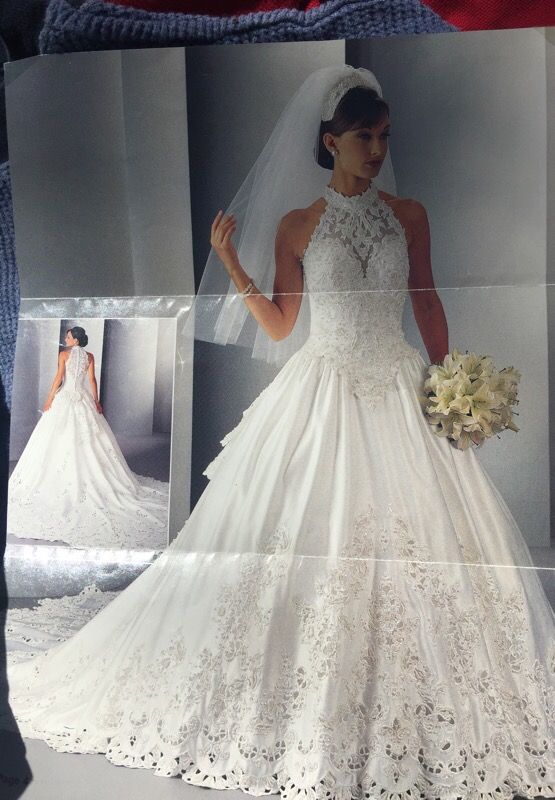 Size 2 wedding gown