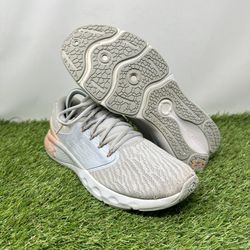 Under Armour Women's Charged Vantage Running Shoe in Gray, Size 10