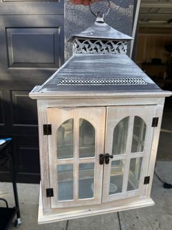 Decorative lantern