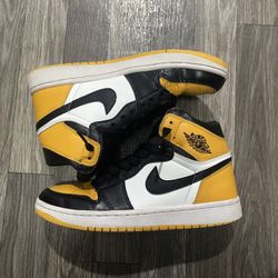 Nike Air Jordan 1 Retro High OG Taxi Sneakers