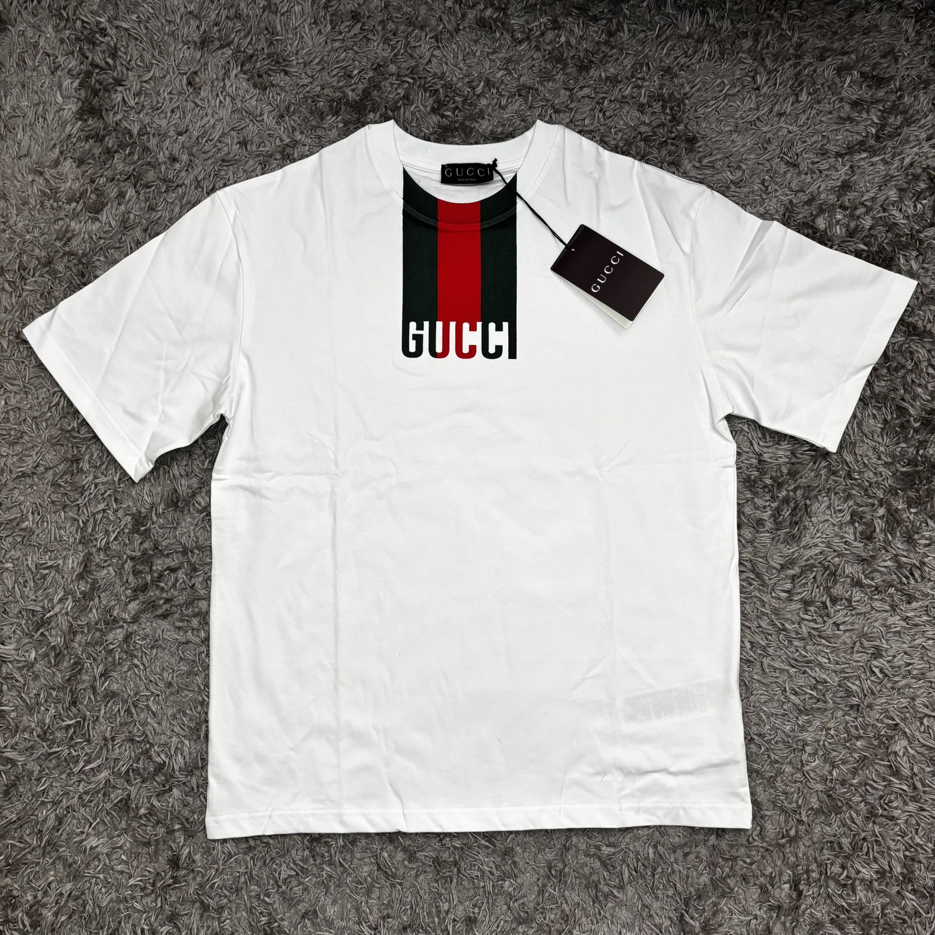 Gucci tshirt size L