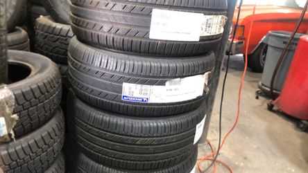 255/55/18 Michelin