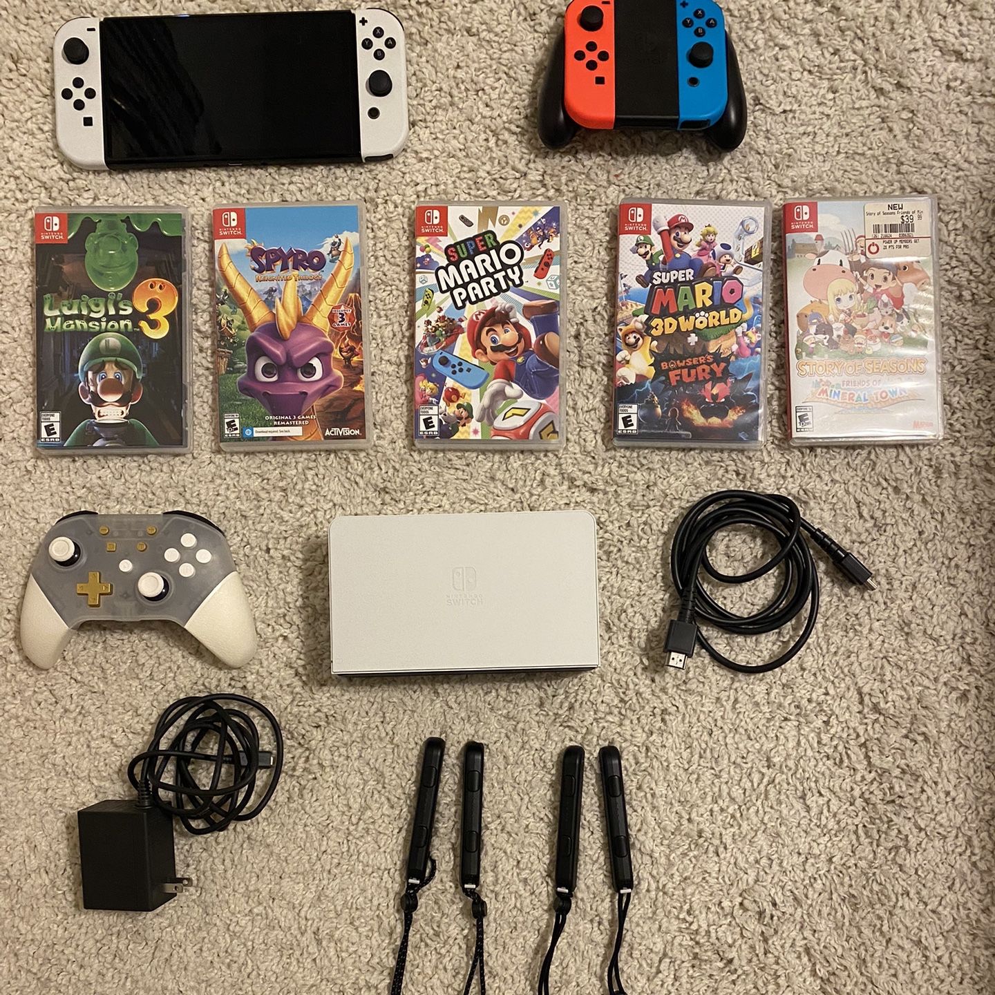 Nintendo Switch - OLED MODEL with White Joycon + Games + Extra 2 Controllers