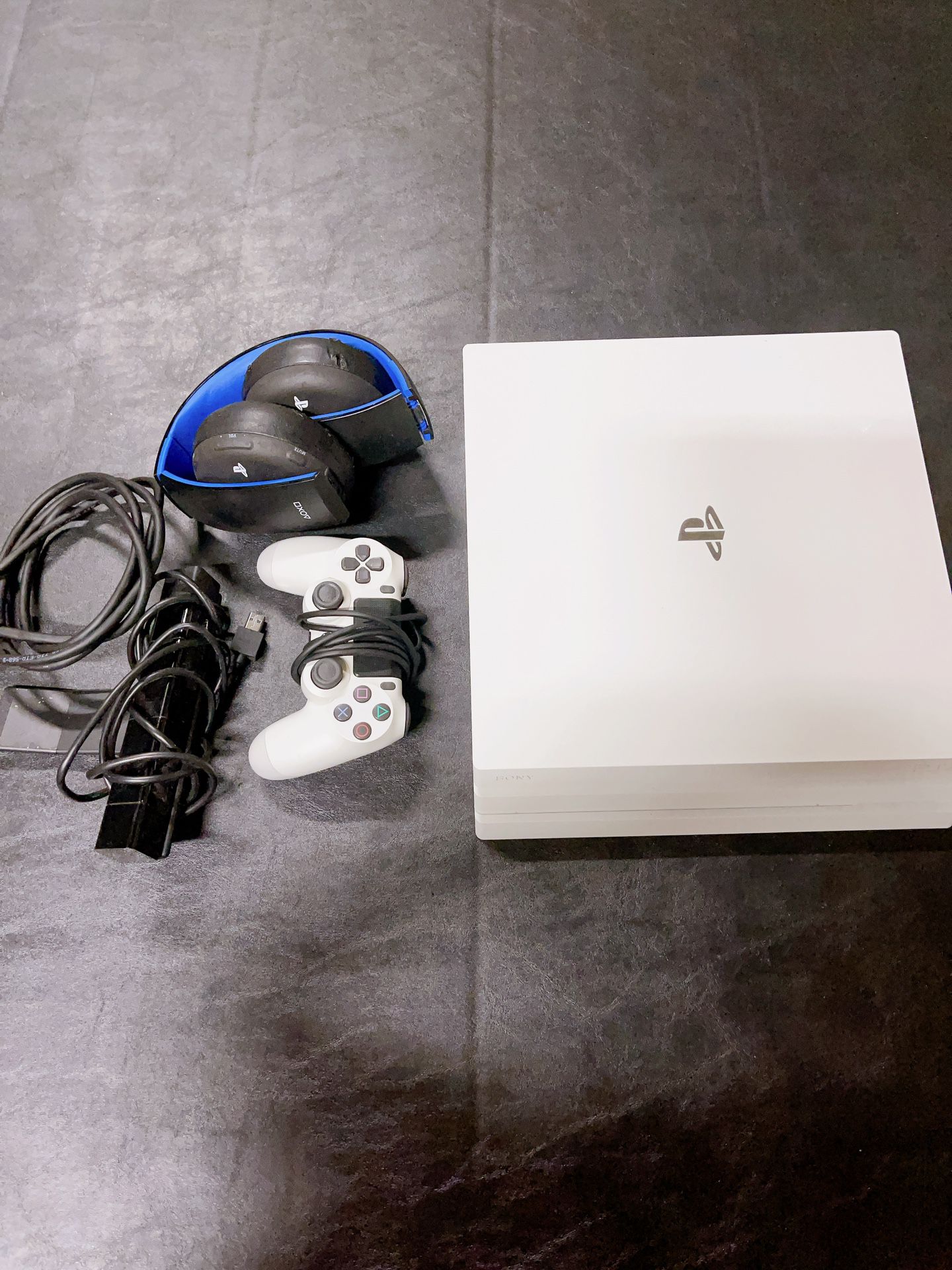 PS4 (with Controller, Wireless Headphone, Camera)