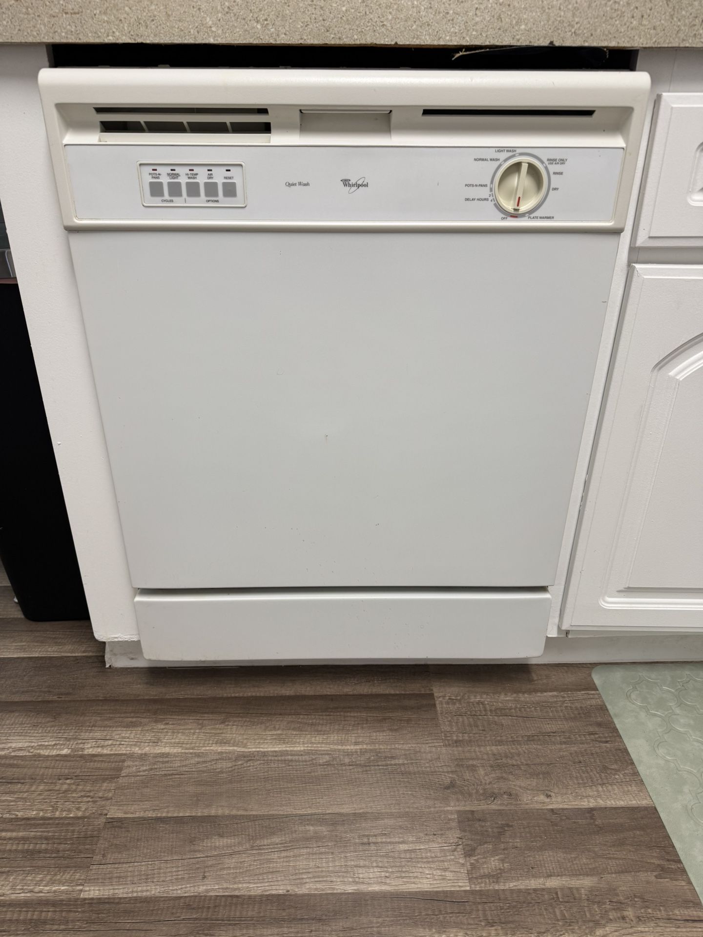 Whirlpool Dishwasher 