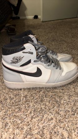 Size 10 Jordan Retro High OG Defiant SB