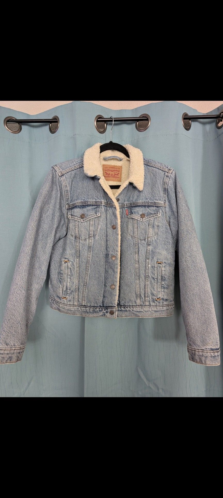 Levi's Jean Jacket Size L
