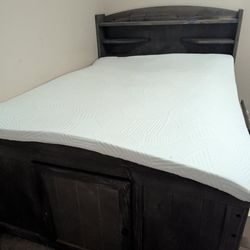 Queen size bed frame
