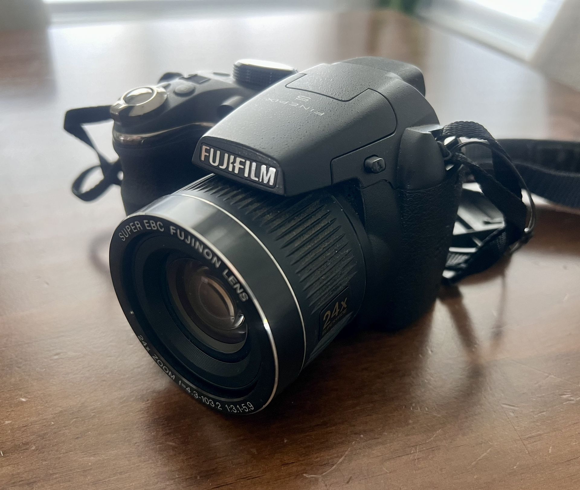 Fujifilm FinePix S3200