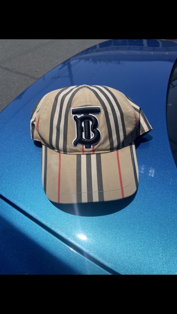 Men’s Burberry Hat Like New $300obo