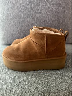 UGGS Classic Ultra Mini Platform